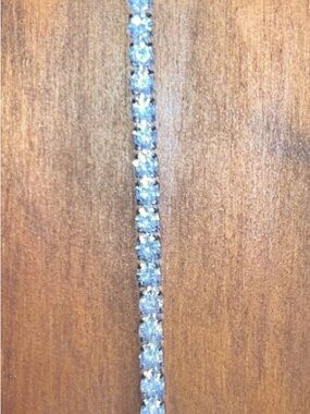 Dazzling White Crystal Tennis Bracelet - Women's Elegant Bracelet